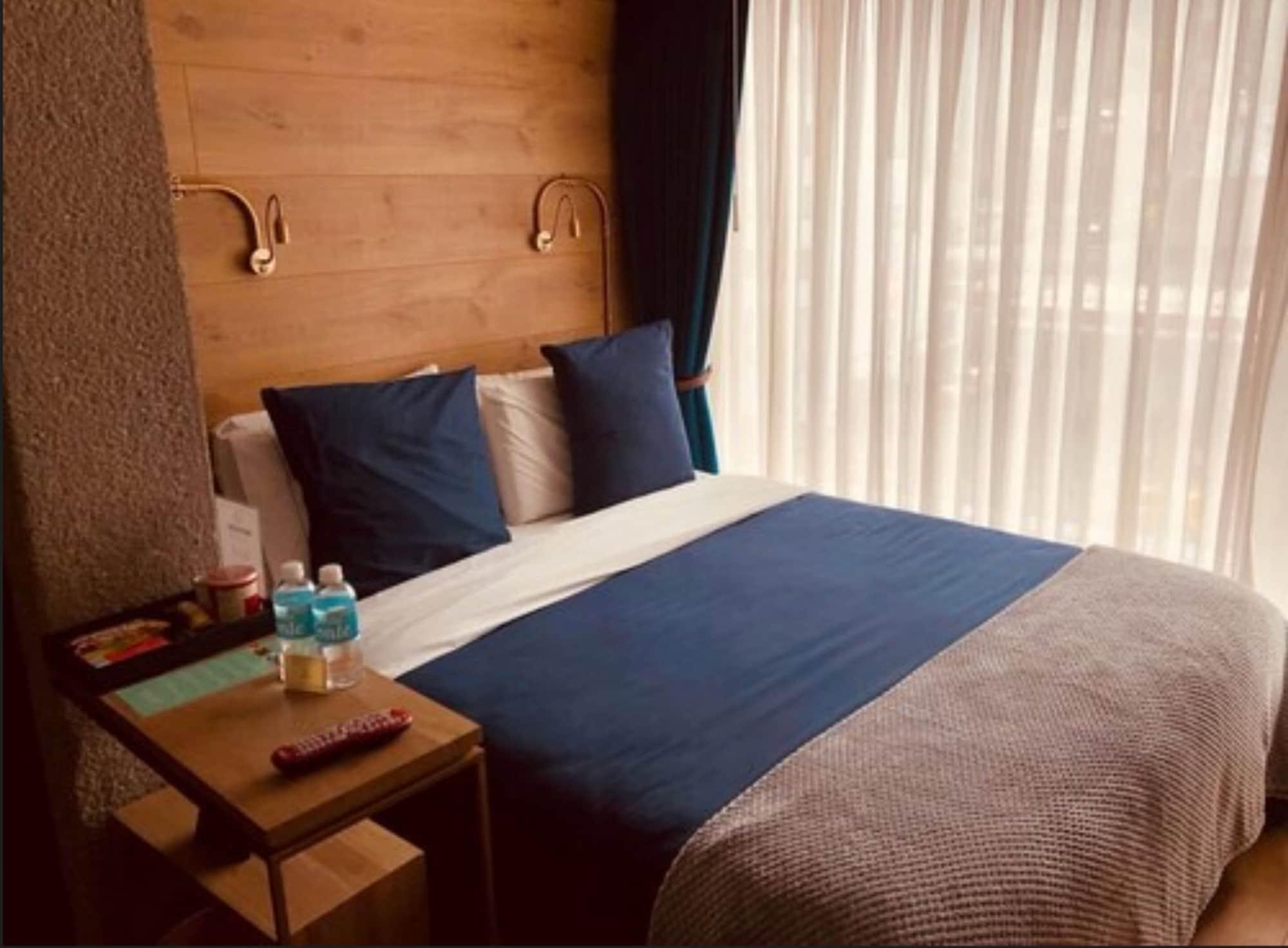 Hotel Viajero & 4*